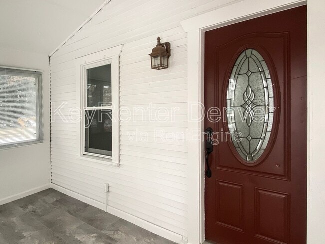 Building Photo - 4998 N Irving St