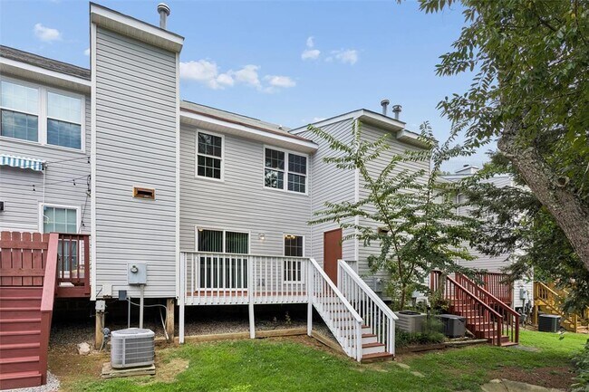 Building Photo - 5306 Aden Ct
