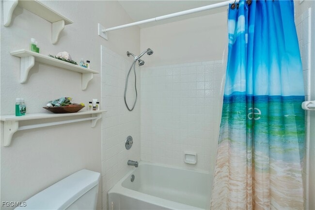 Building Photo - 4001 E Sunflower Cir