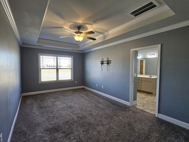 Building Photo - 112 Mergini Dr