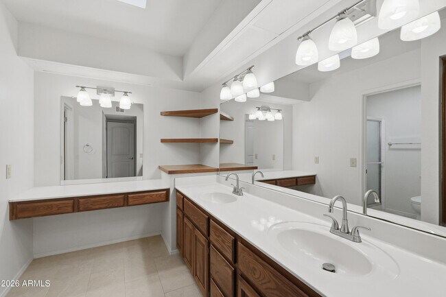 Building Photo - 25835 S Greencastle Dr