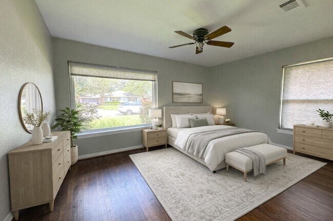 Building Photo - 4709 Lido Ln