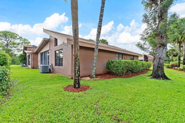 Building Photo - 166 Sparrow Dr