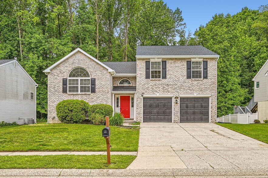 Primary Photo - 308 Tidewater Dr
