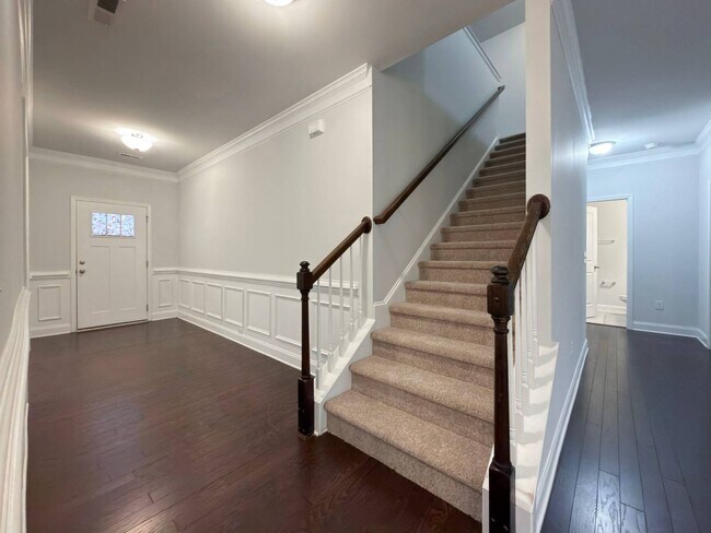 Building Photo - 7336 Birchshire Dr