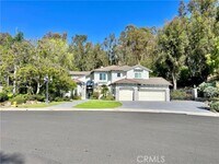 Building Photo - 26612 Royale Dr