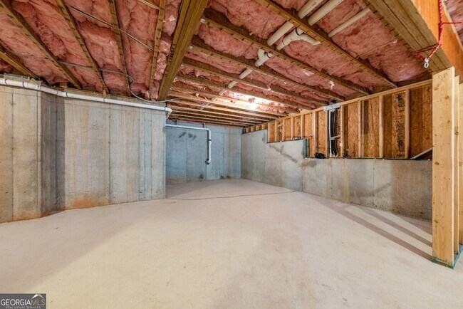 Building Photo - 226 Haney Rd