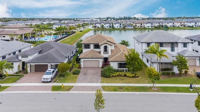 Building Photo - 4309 SW 176th Ave