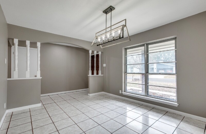 Building Photo - 6319 Stirrup Ln