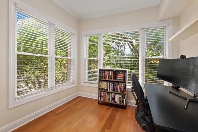 Building Photo - 7619 N Bosworth Ave