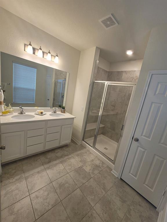 Building Photo - 1702 Claire Creek Ct