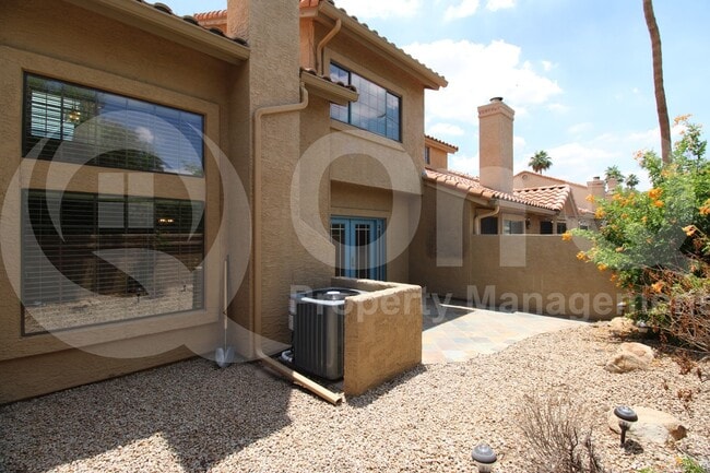 Building Photo - 7928 E Pepper Tree Ln