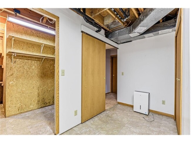 Building Photo - 5880 Christmas Lake Rd