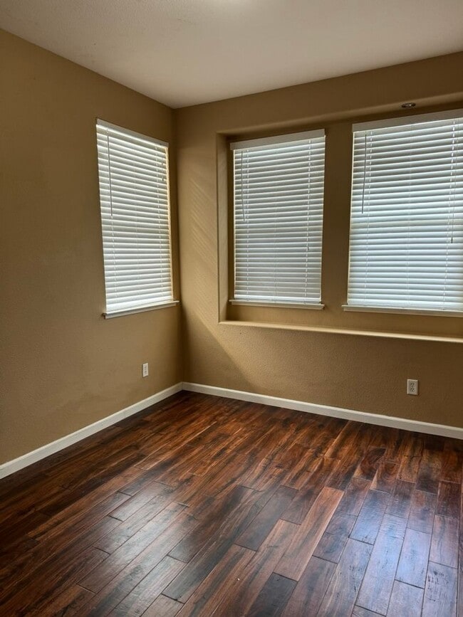 Building Photo - Sycamore Ranch 4 Bedroom Home For Rent