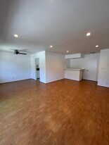 Living room - 649 Westbourne Dr