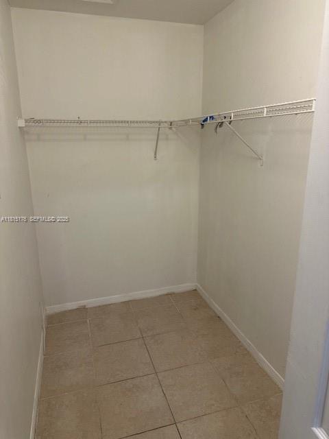 Building Photo - 2920 SE 13th Rd