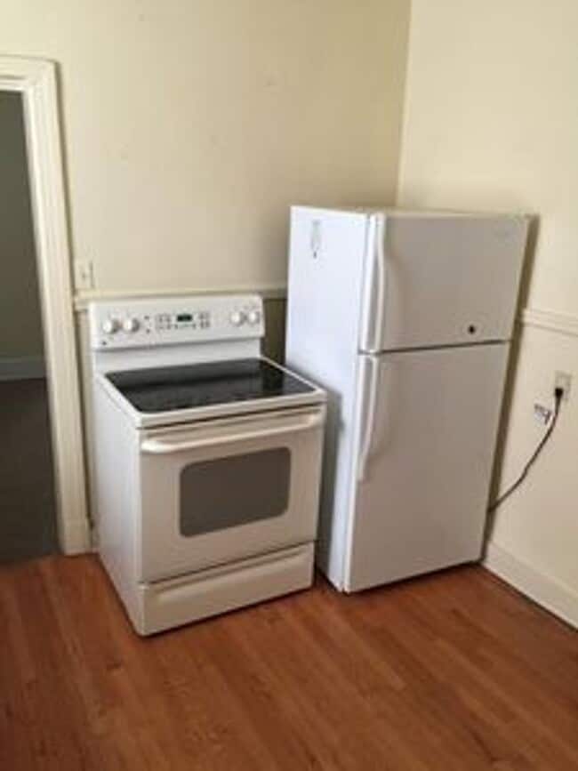 Building Photo - 3 bed room brick house in Henrico County! ...