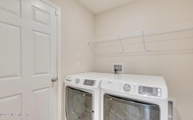 Building Photo - 3106 Hawks Hl Ln