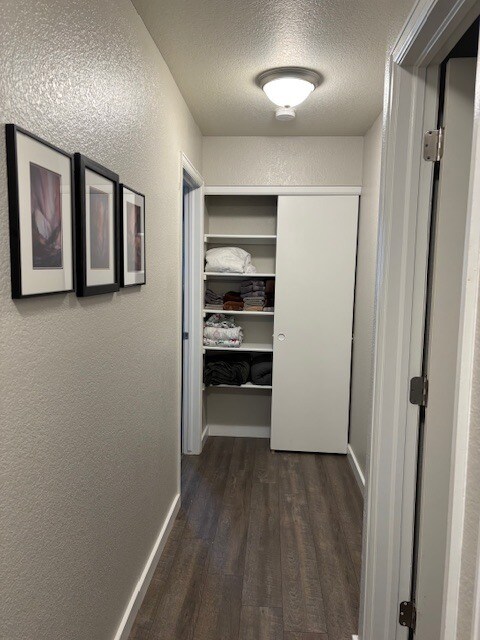 Building Photo - 403 Tynan Dr