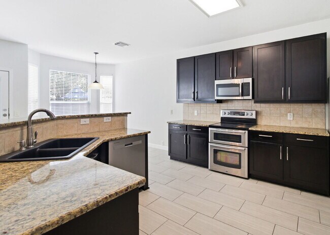 Building Photo - Gated Schertz Home with Loft, Greenbelt and Community Pool!