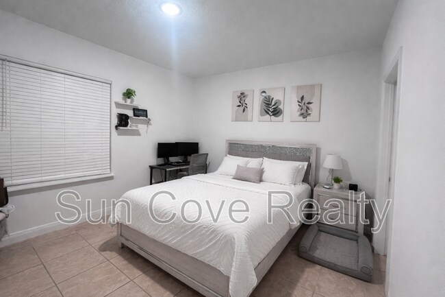 Building Photo - 1631 Cumin Dr