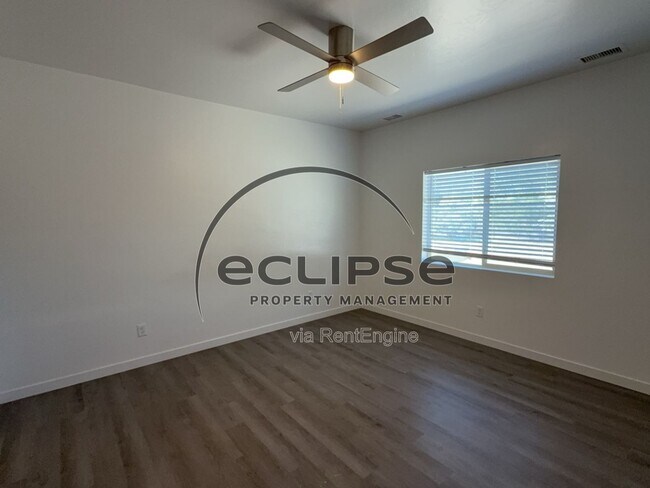 Building Photo - 149 Buena Vista Dr