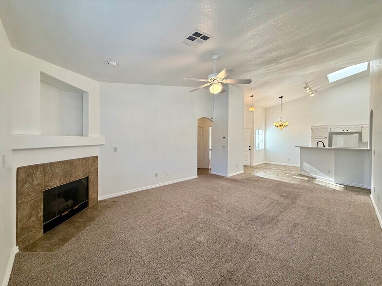 Building Photo - 3320 S Fort Apache Rd