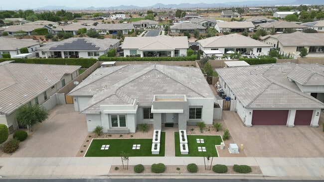 Building Photo - 23060 E Sonoqui Blvd