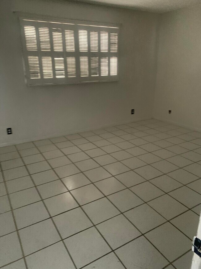 Building Photo - 3360 Spanish Moss Terrace