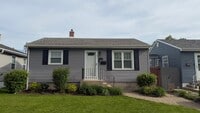Building Photo - 1621 170th Pl