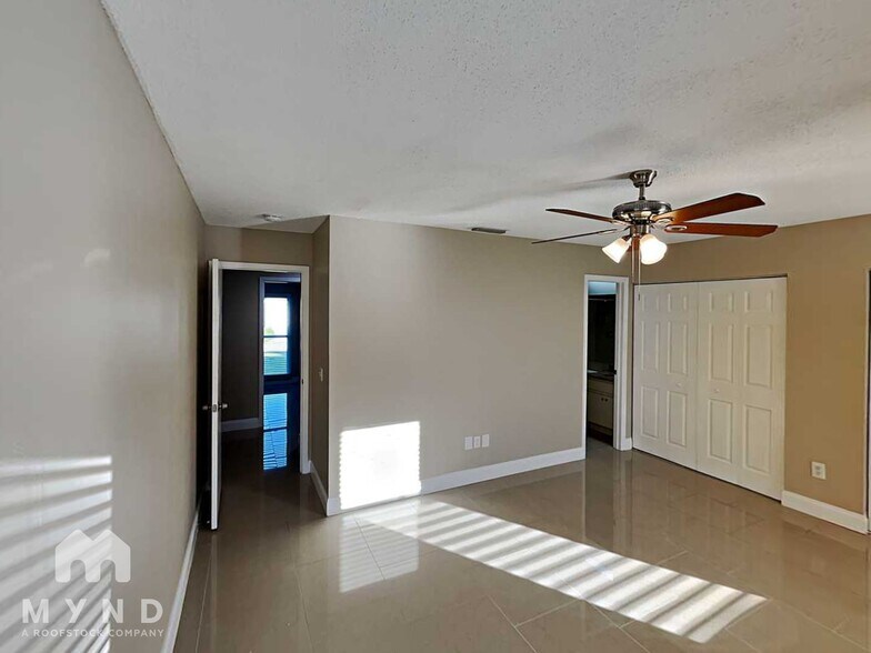 Building Photo - 8310 Clermont St