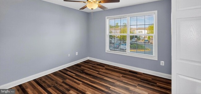 Building Photo - 483 Arwell Ct