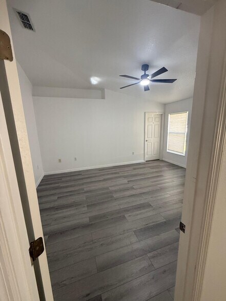 Building Photo - 510 Heather Hill Blvd