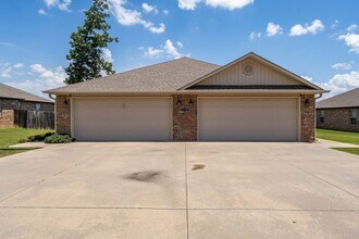 Building Photo - Hatcher-1118 (AG*)