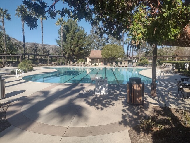 Building Photo - 8256 Triplett Ln