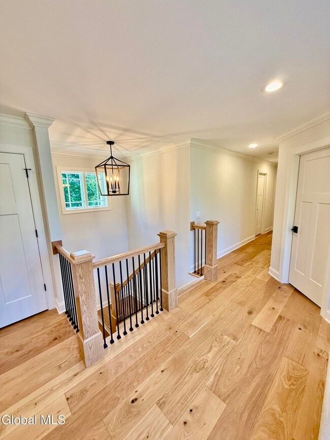 Building Photo - 16 Newton St