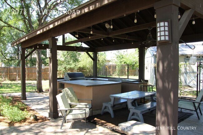 Building Photo - 29073 Bulverde Rd