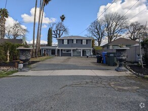 Building Photo - 5054 Sandmound Blvd