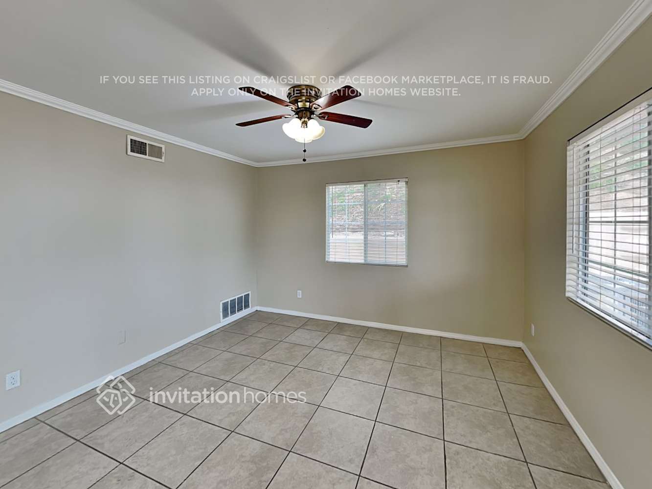 Building Photo - 13466 Almetz St