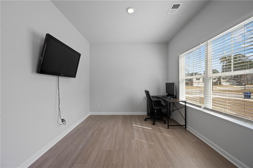 Building Photo - 1441 Stephens Vw Dr