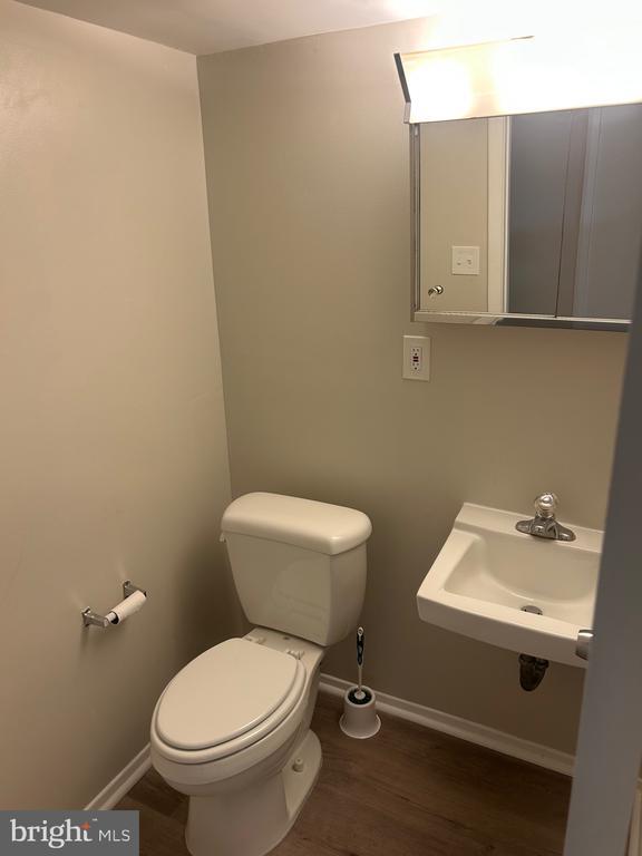 Building Photo - 7051 Knighthood Ln