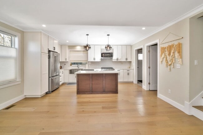 Building Photo - 54 Williams Ave