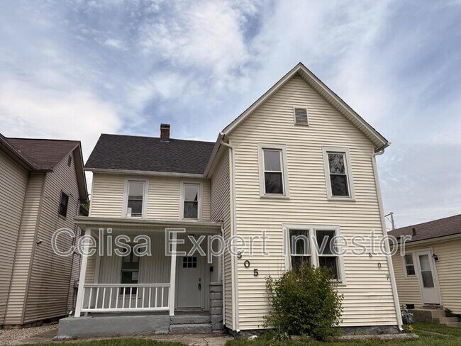Building Photo - 805 Edgewater Ave