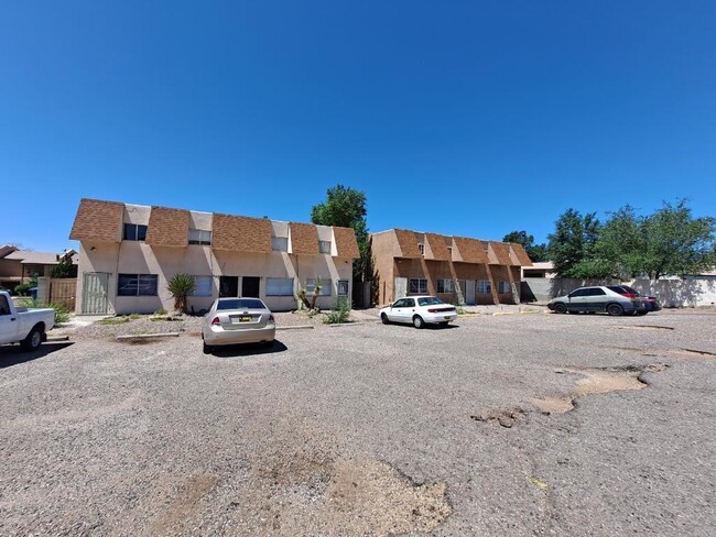 Building Photo - 195 Monte Alto Pl NE
