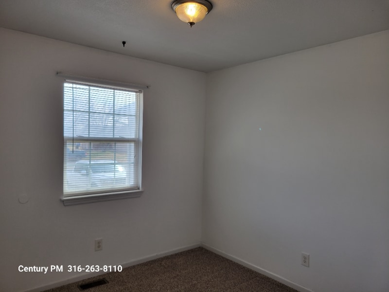 Building Photo - 16 Cedar Pointe Ct