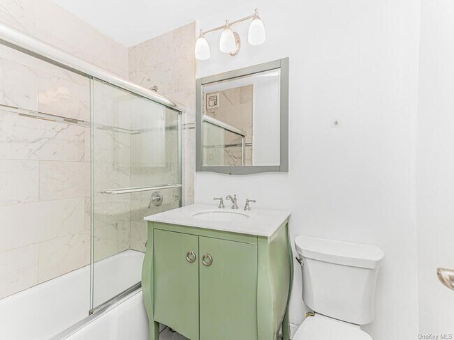 Building Photo - 3030 Johnson Ave