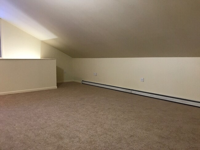 Building Photo - 147 Hunt Ct