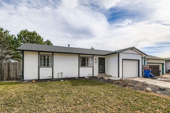 Building Photo - Charming 3 bed/1 bath Broomfield Home - Available December 20th!