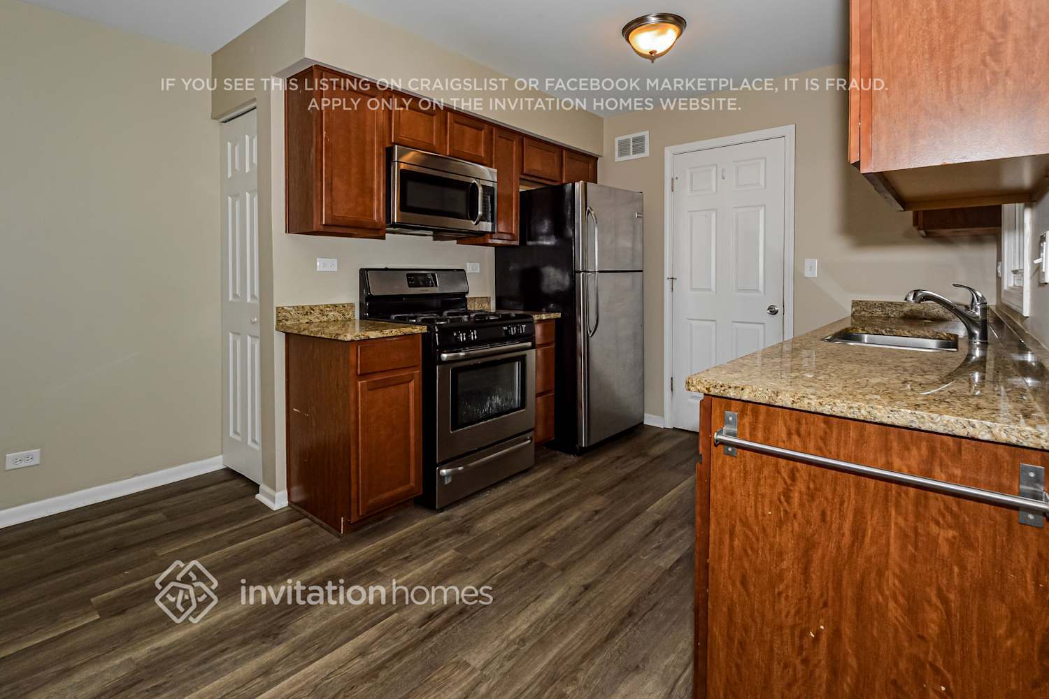 Building Photo - 735 Burr Oak Dr