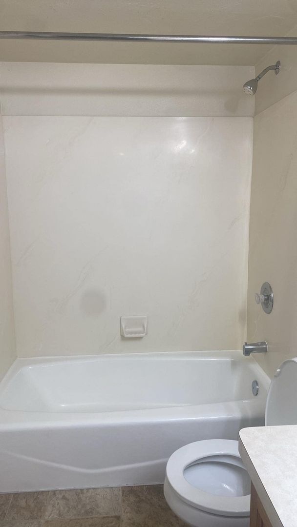 Building Photo - Great One Bedroom near Provo Rec Center, U...